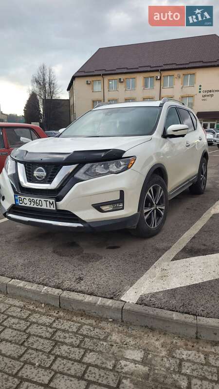 Nissan Rogue (2019)