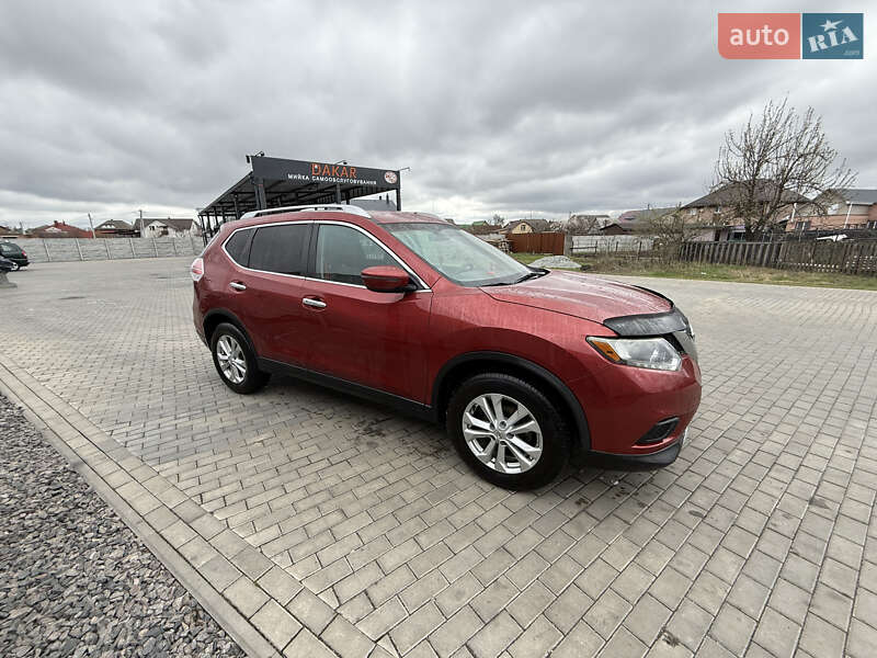 Nissan Rogue (2016)