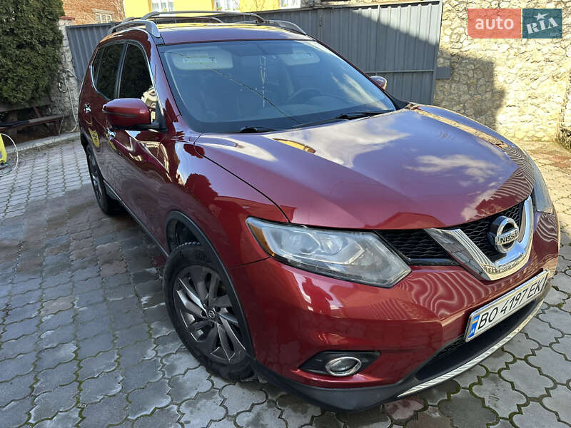 Nissan Rogue (2016)