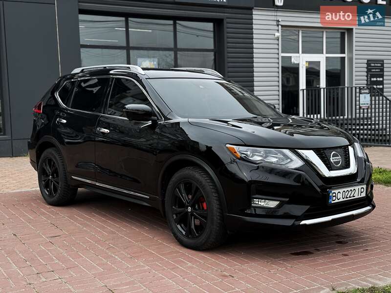 Nissan Rogue (2016)