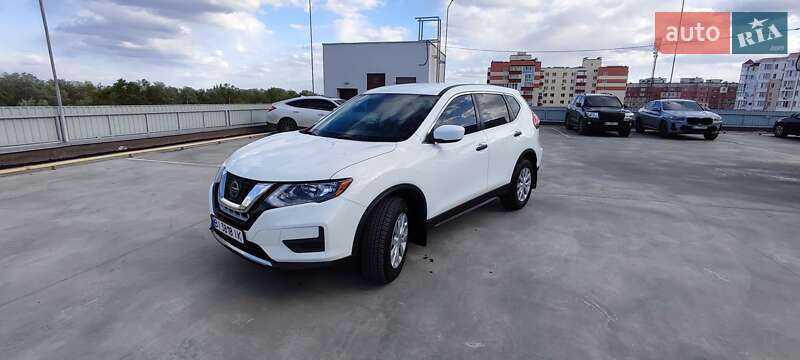 Nissan Rogue (2018)