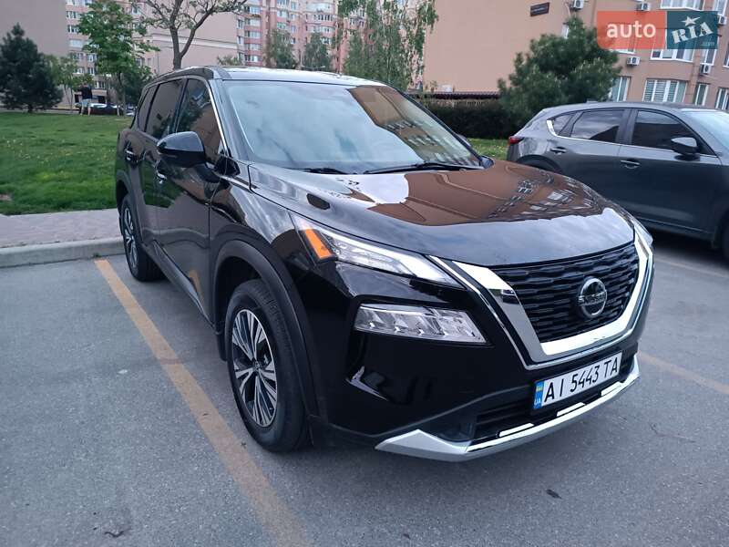 Nissan Rogue (2020)