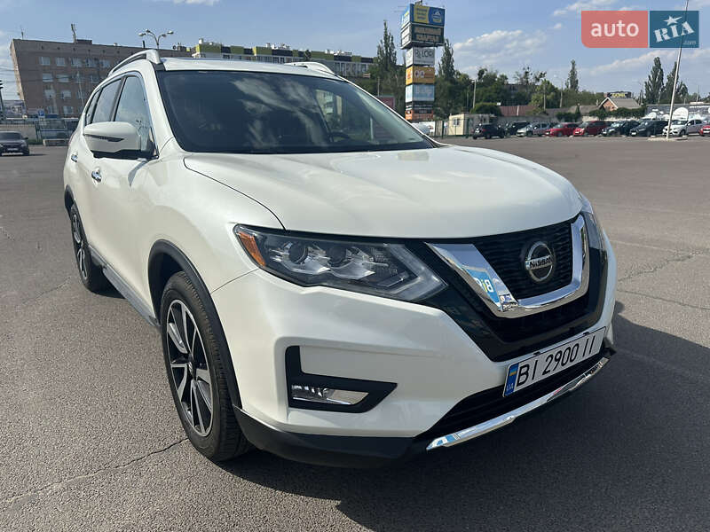 Nissan Rogue (2020)