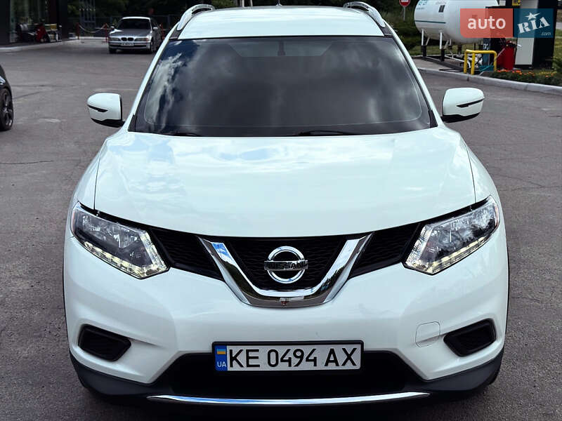 Nissan Rogue (2016)