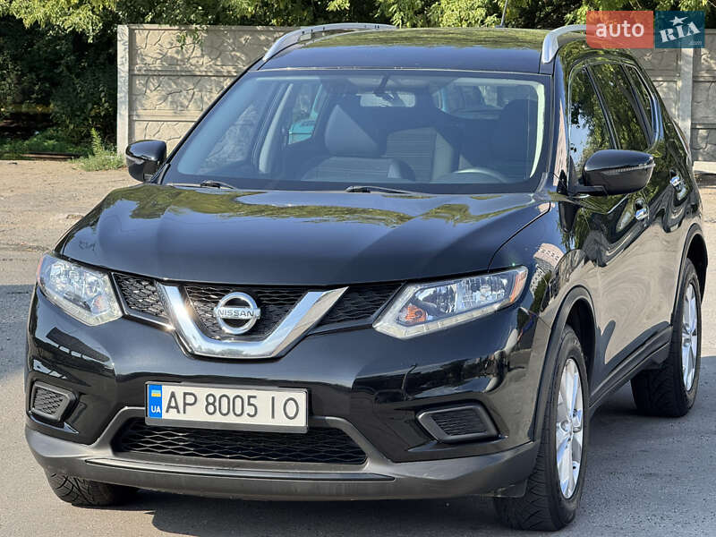 Nissan Rogue (2016)