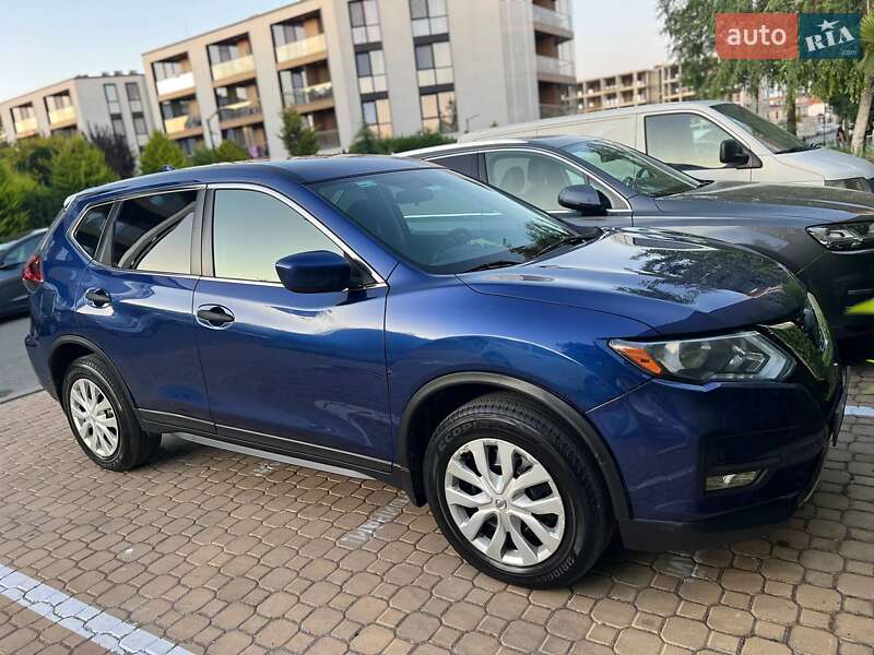Nissan Rogue (2018)