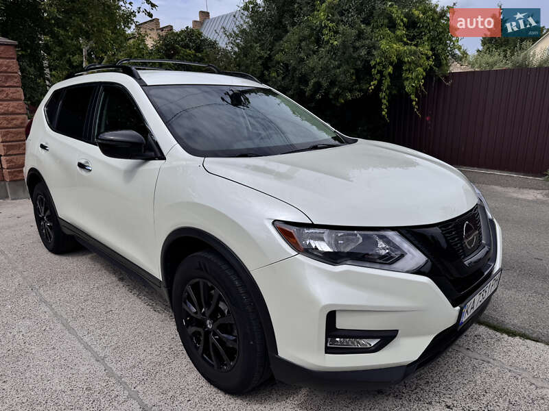 Nissan Rogue (2018)