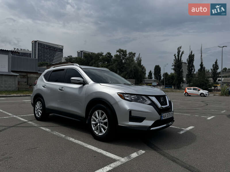 Nissan Rogue (2019)