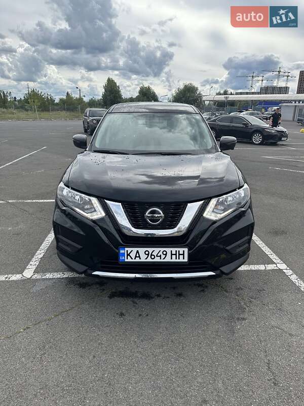Nissan Rogue (2018)