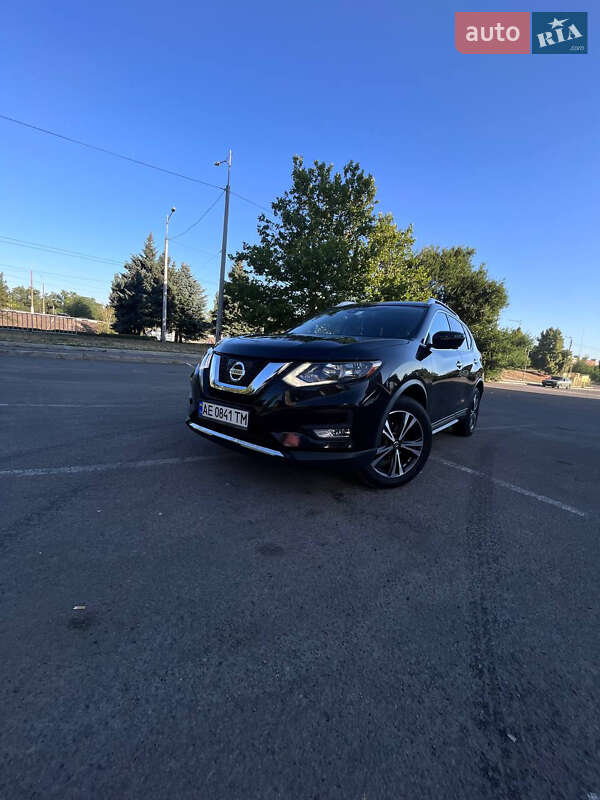 Nissan Rogue (2017)