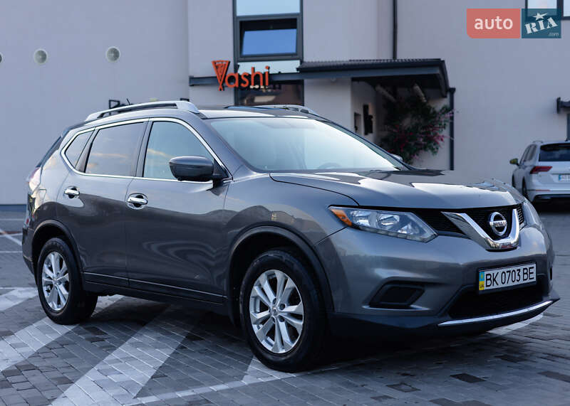 Nissan Rogue (2016)
