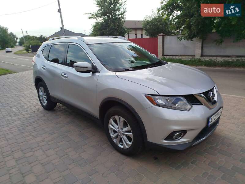 Nissan Rogue (2016)