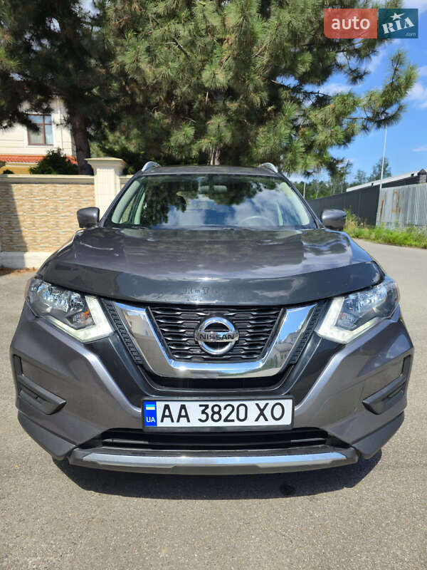 Nissan Rogue (2016)
