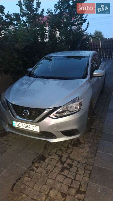 Nissan Sentra (2017)