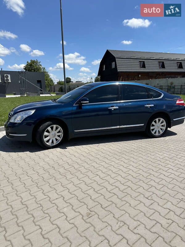 Nissan Teana (2008)