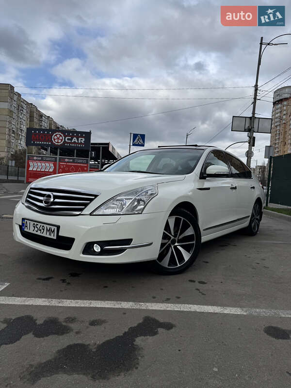 Nissan Teana (2012)