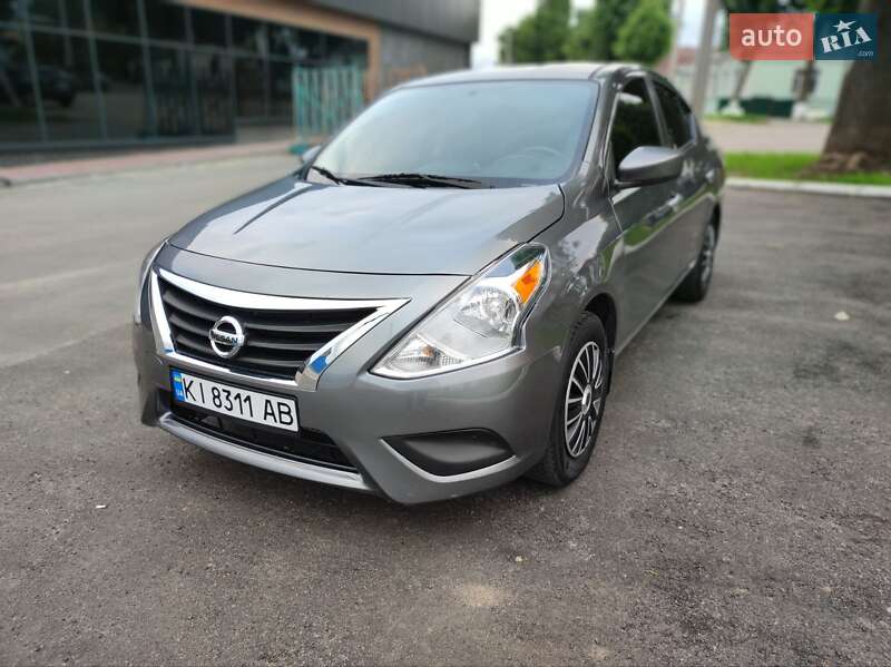 Nissan Versa (2018)