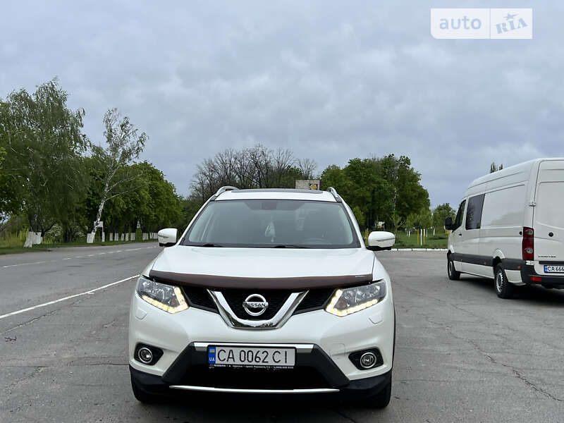 Nissan X-trail (2017)
