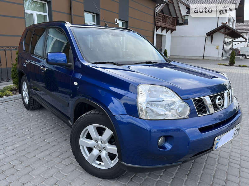 Nissan X-trail (2009)