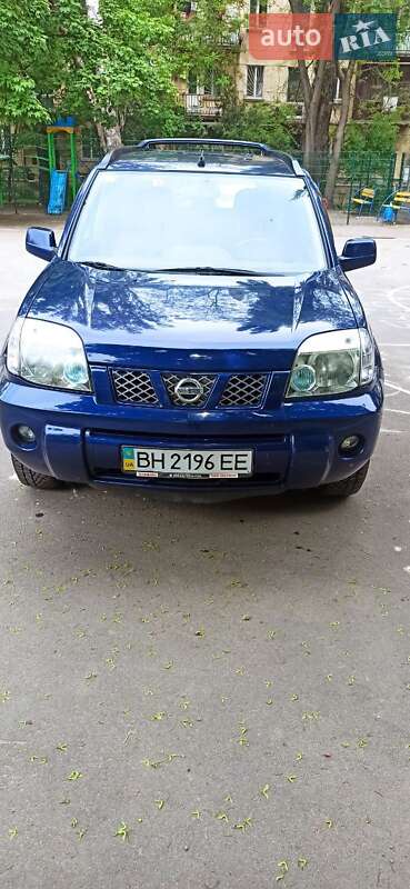 Nissan X-trail (2004)