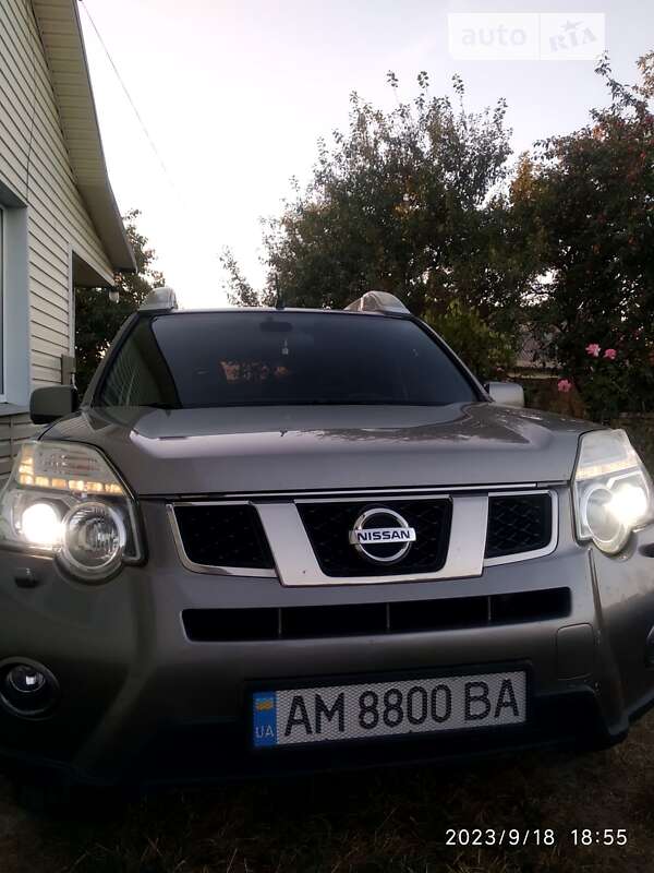 Nissan X-trail (2012)