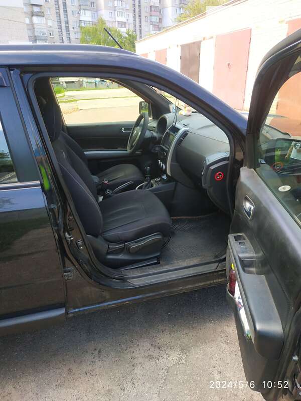 Nissan X-trail (2011)