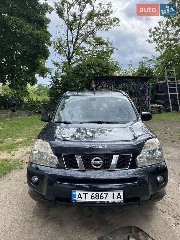 Nissan X-trail (2007)