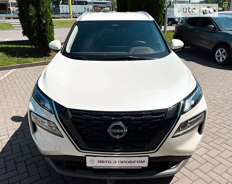 Nissan X-trail (2023)