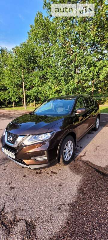 Nissan X-trail (2020)