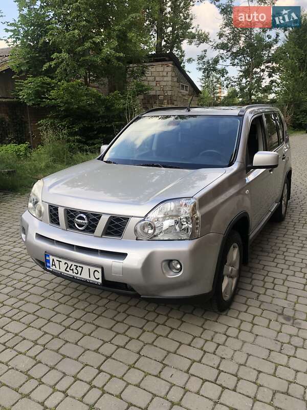 Nissan X-trail (2007)
