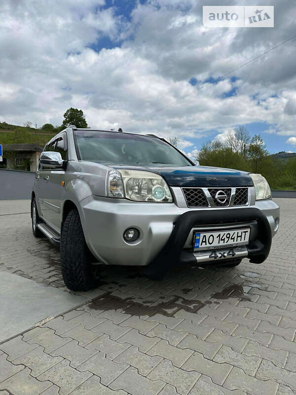 Nissan X-trail (2004)