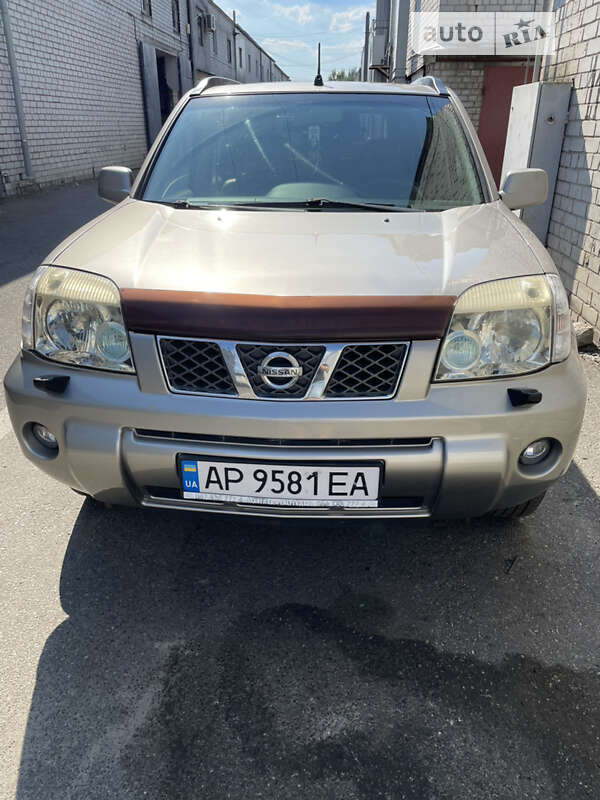 Nissan X-trail (2005)