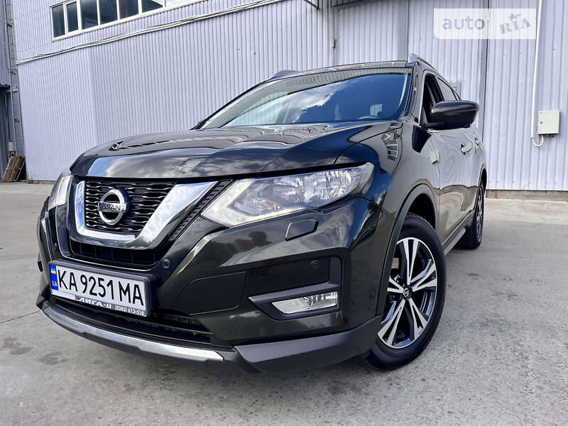 Nissan X-trail (2018)