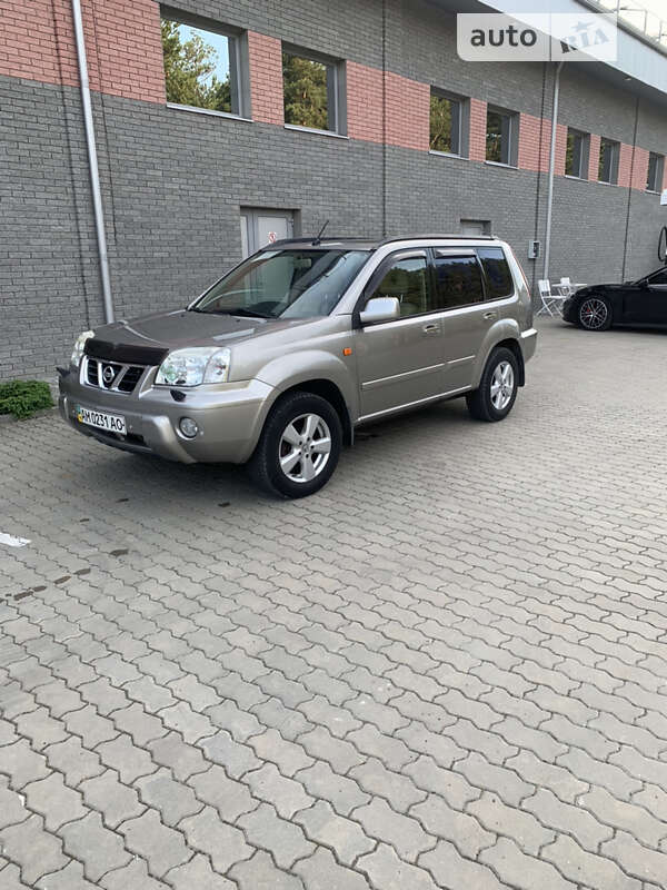Nissan X-trail (2002)