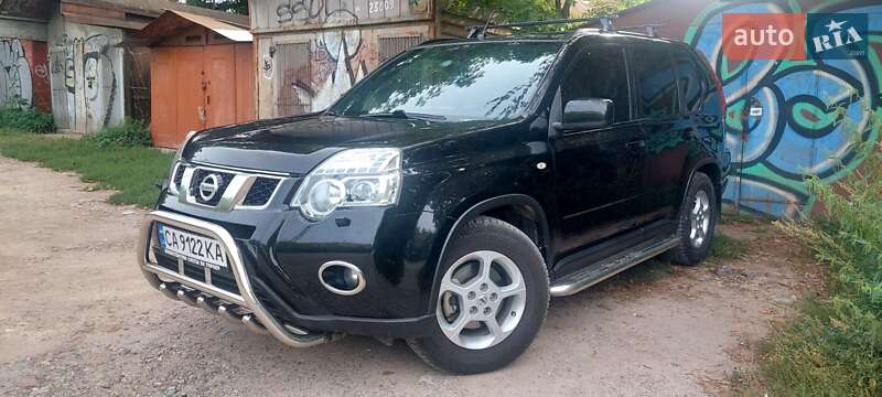 Nissan X-trail (2010)