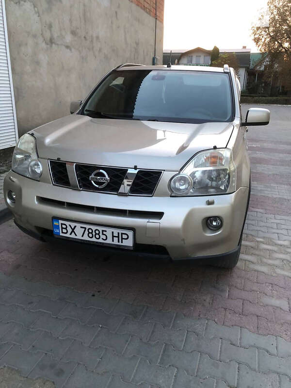Nissan X-trail (2008)