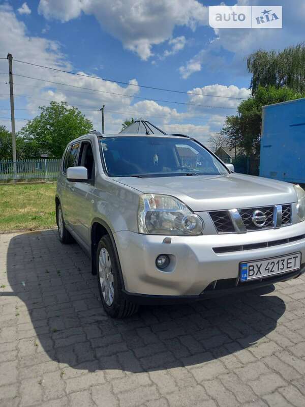 Nissan X-trail (2009)