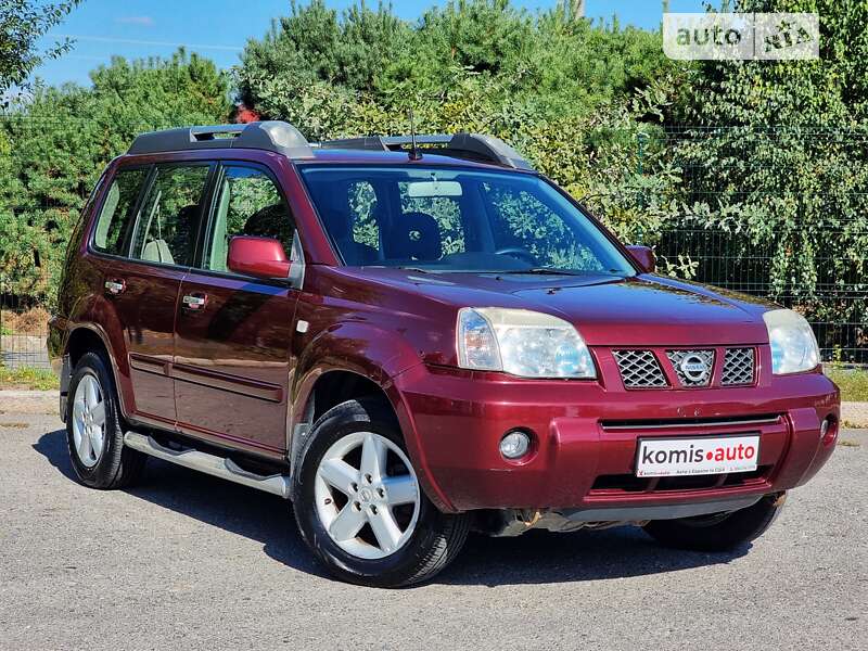 Nissan X-trail (2004)