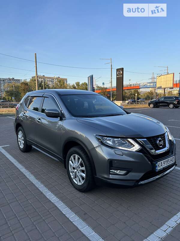 Nissan X-trail (2021)