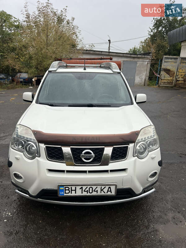 Nissan X-trail (2011)