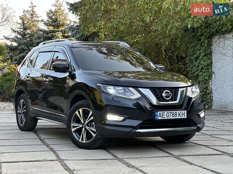 Nissan X-trail (2018)
