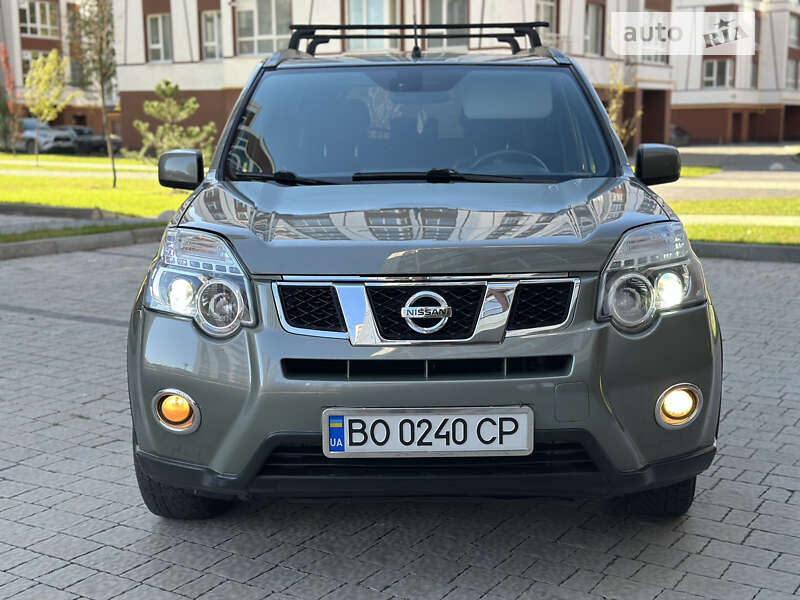 Nissan X-trail (2011)