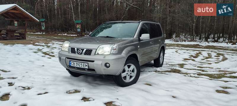Nissan X-trail (2005)
