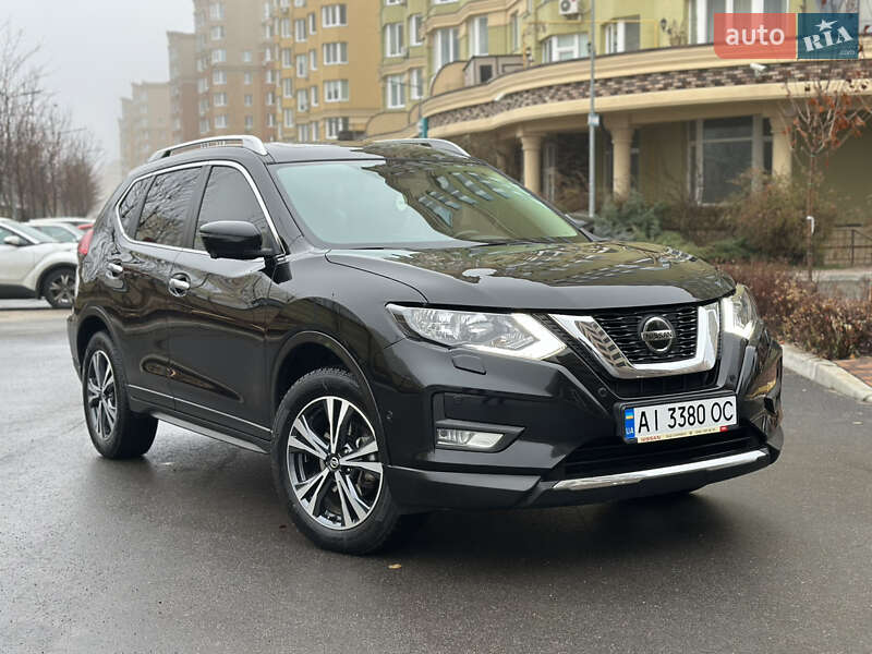 Nissan X-trail (2021)
