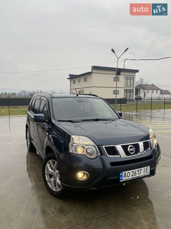 Nissan X-trail (2011)