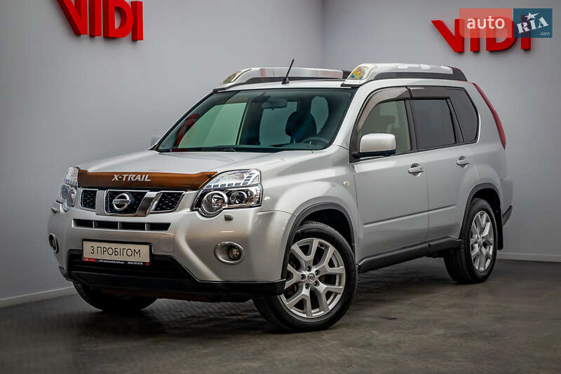 Nissan X-trail (2012)
