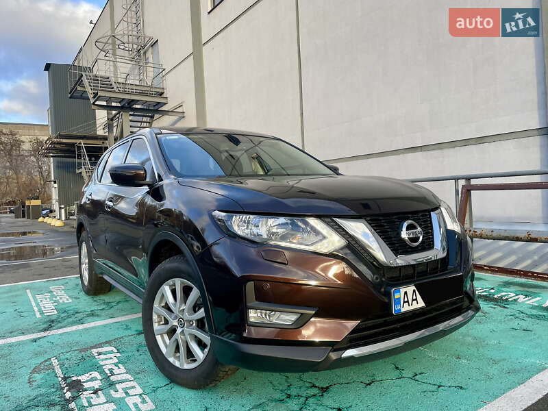 Nissan X-trail (2019)