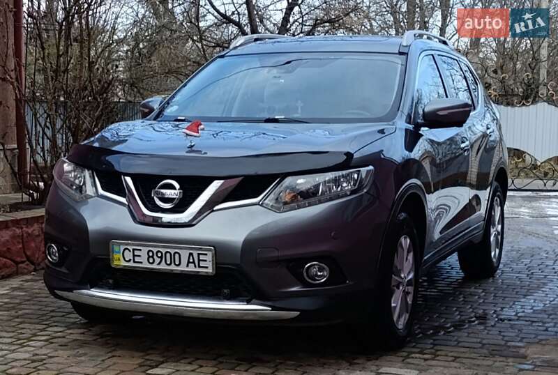 Nissan X-trail (2015)