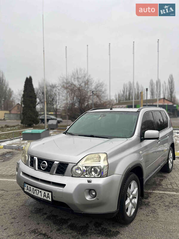 Nissan X-trail (2007)