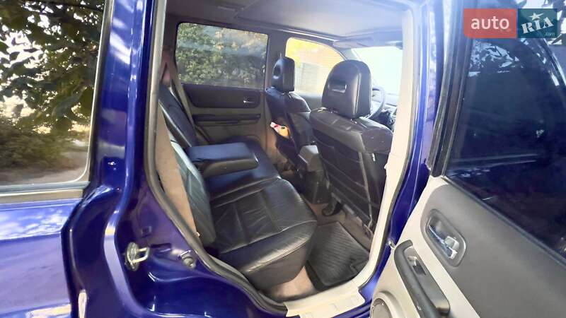 Nissan X-trail (2005)